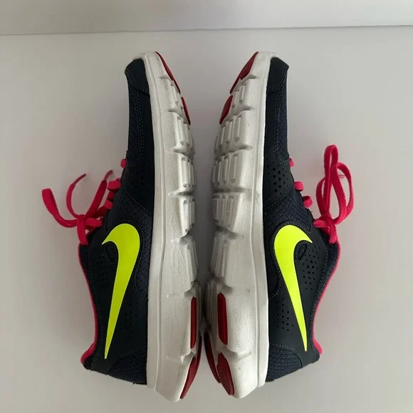 Nike Navy, Pin and Neon Yellow Women's Sneakers - Picture 7 of 8